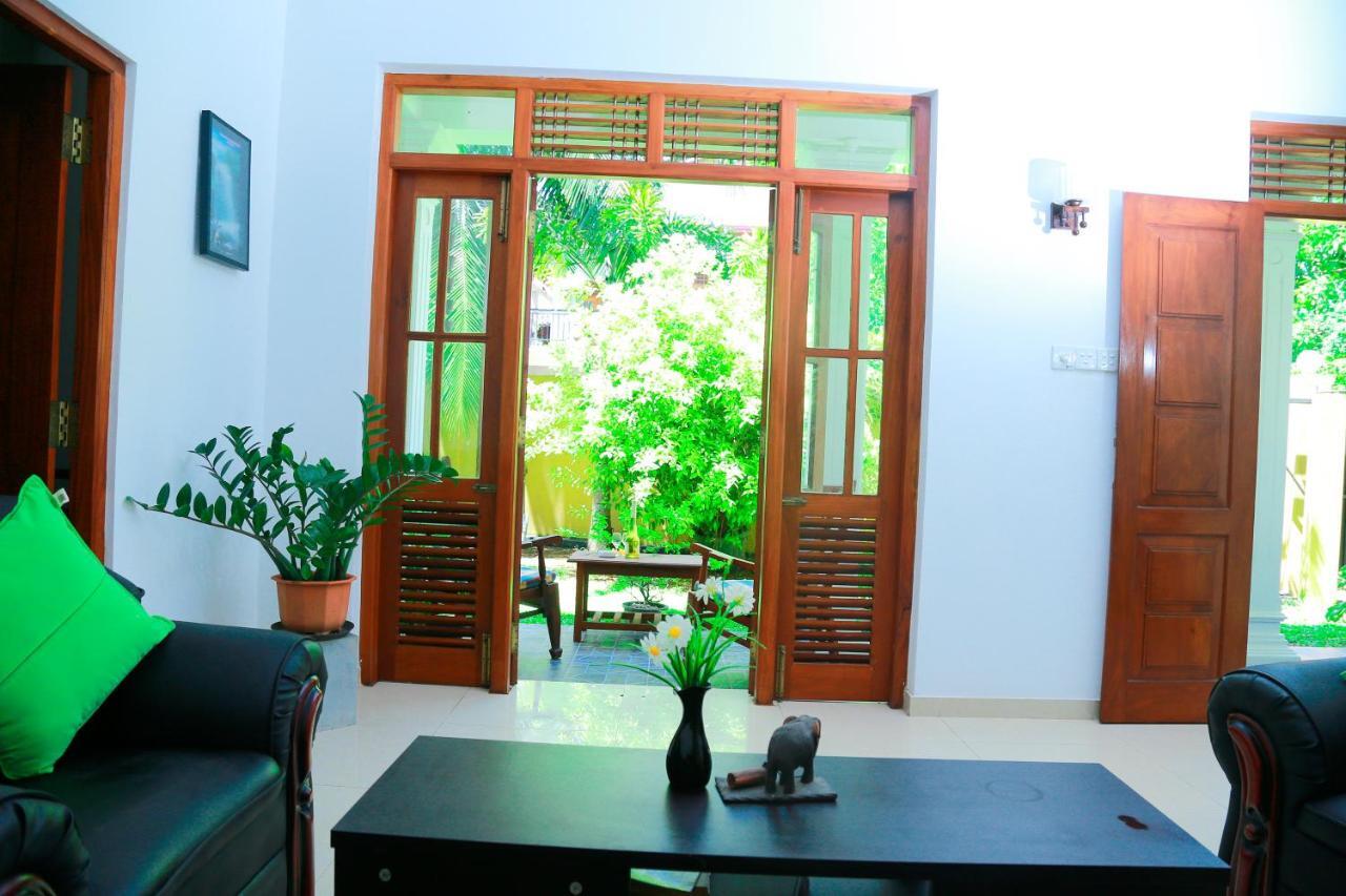 Residence Chanty 히카두와 외부 사진
